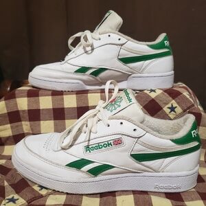 Reebok Classic Mens Size 11 White and Green Sneakers